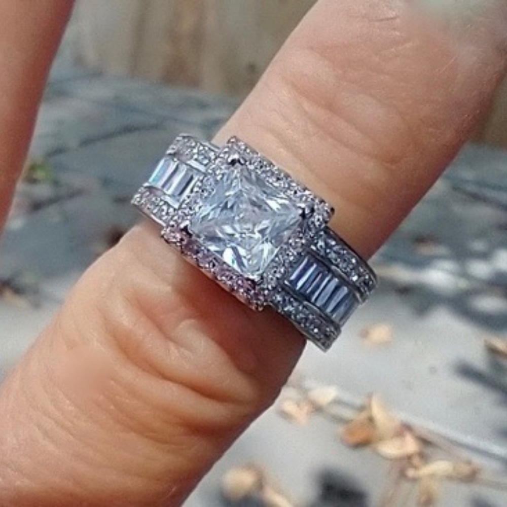 ❤️Ring For A Queen 925 Solitaire Ring Size 6 - Picture 3 of 5